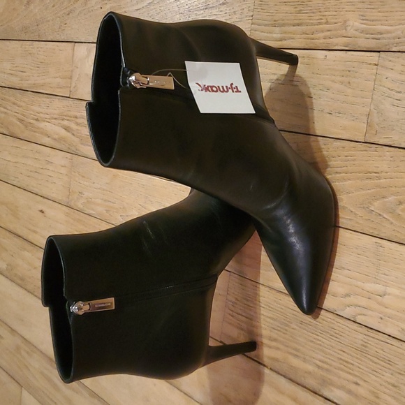 Michael Kors Leather Boots - Picture 3 of 5